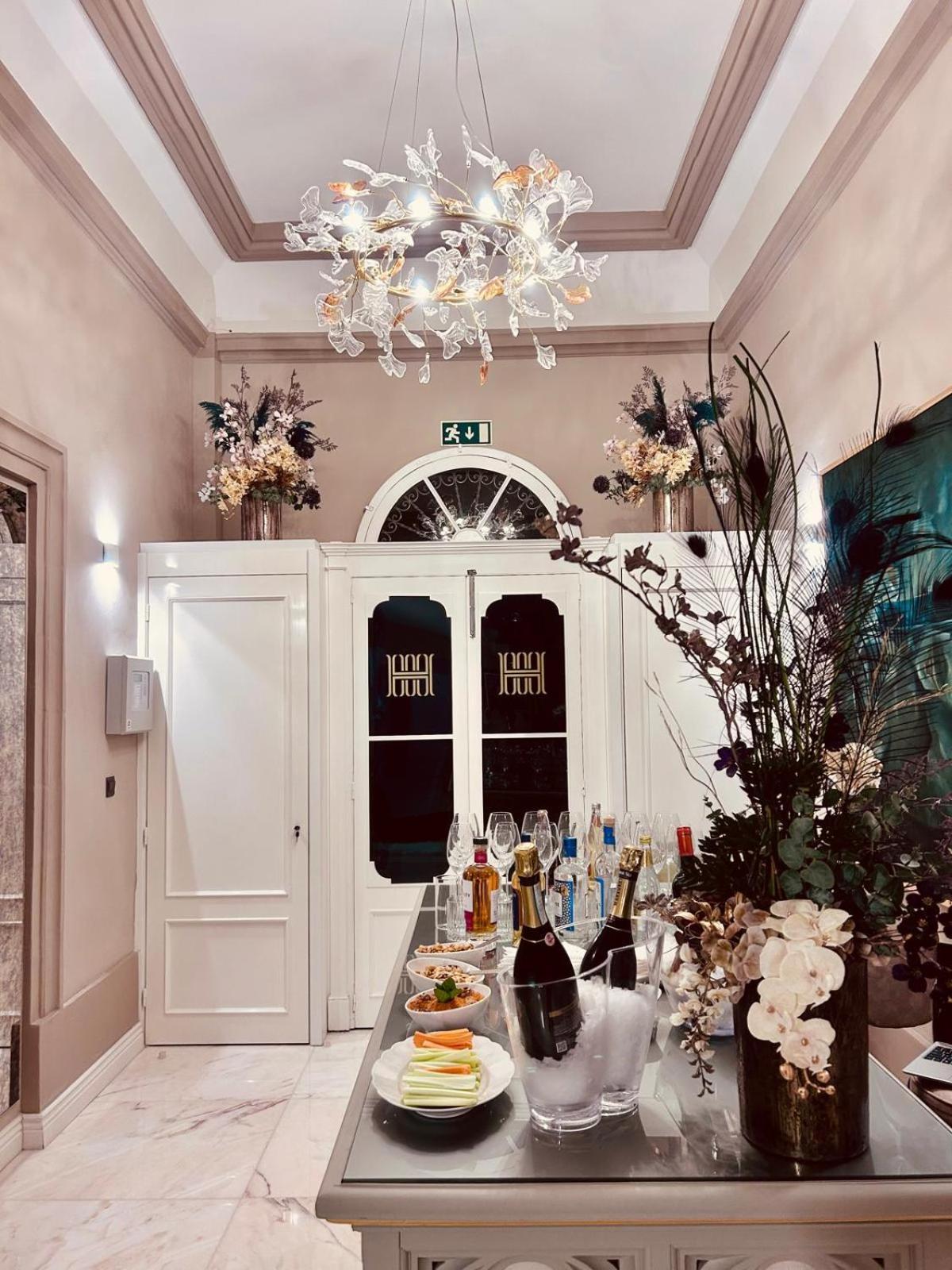 Howard House Hotel Mdina Esterno foto